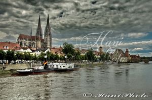 REGENSBURG_GRAUE_WOLKEN_7711a.jpg
